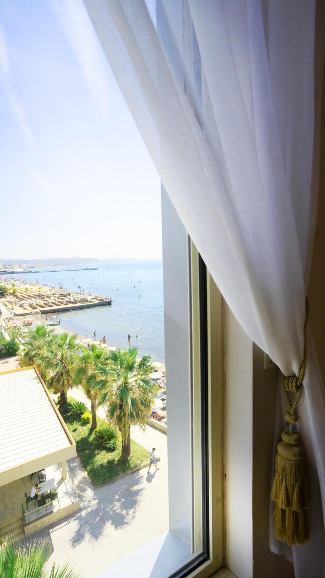 Sea View Apartement Durres Ngoại thất bức ảnh